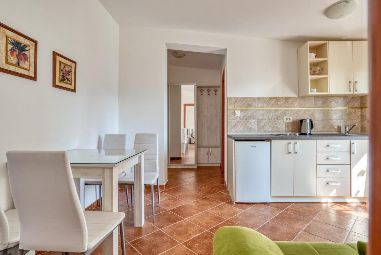 Apartmani Olga Petrovac Εξωτερικό φωτογραφία