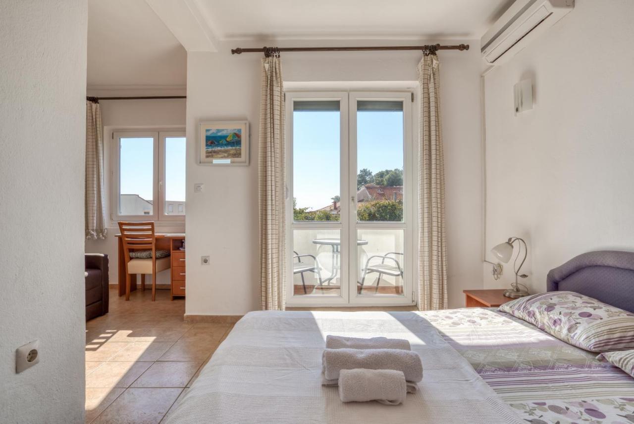 Apartmani Olga Petrovac Εξωτερικό φωτογραφία